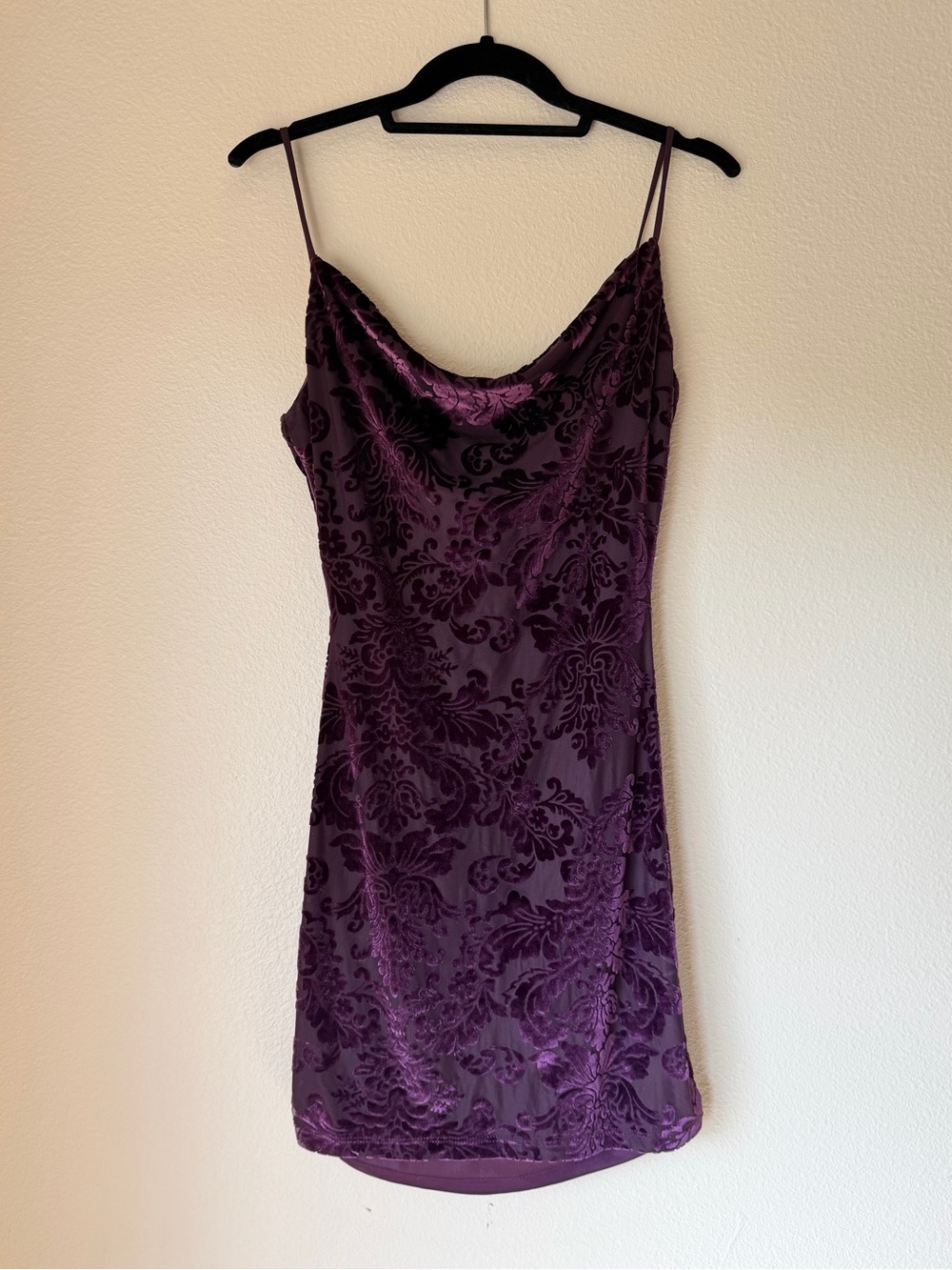 Velvet Burnout Bodycon Slip Dress in Deep Plum, Size Medium - Picture 3 of 9